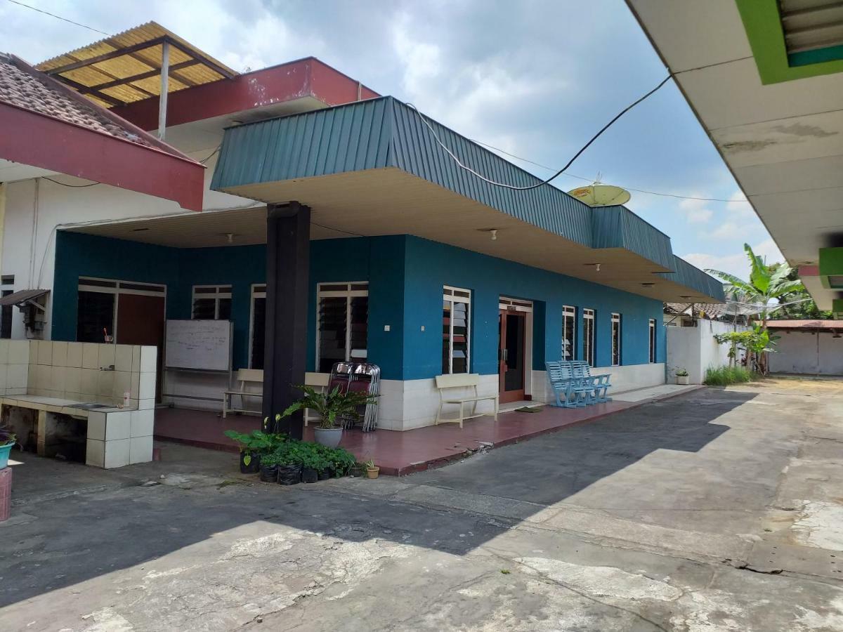 Hotel Wisma Gaya Ambarawa Bagian luar foto